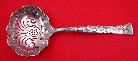Sugar Sifter oval w/ gourd motif 6
